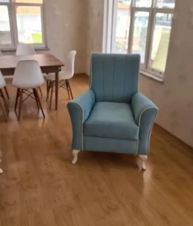 Apartment Merkezde Full Esyali Denize 50mt Daire *